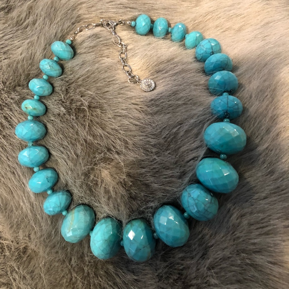 Turquoise color costume necklace